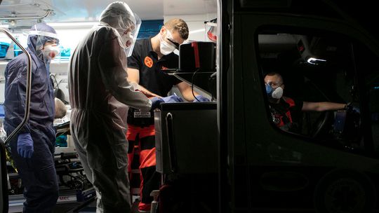 1.11. 2020. Już prawie 11 tysięcy chorych w Lubelskiem, a ognisk Covid-19 przybywa. Jest 13 kolejnych