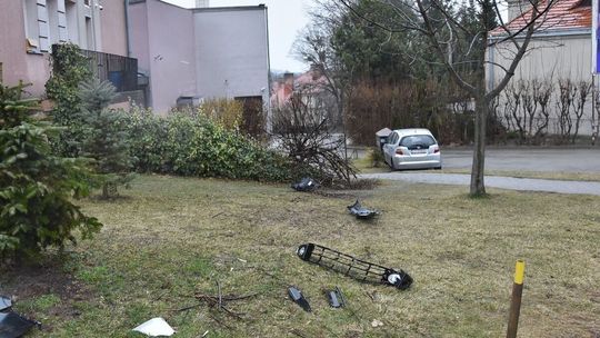 1,5 promila, 80 lat i jedno rondo