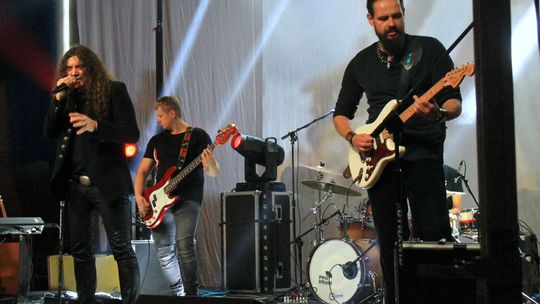 100-lecie niepodległości w Puławach: Poetycko i rockowo na koncercie Contra Mundum [wideo, zdjęcia]