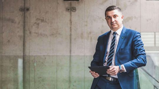 100 milionów złotych na fotonikę!