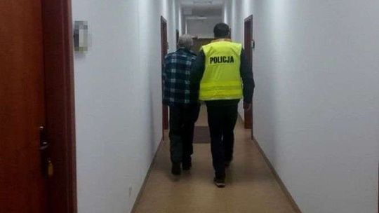 100 tys. zł strat po podpaleniu stodoły w sylwestra. Wpadł 59-latek