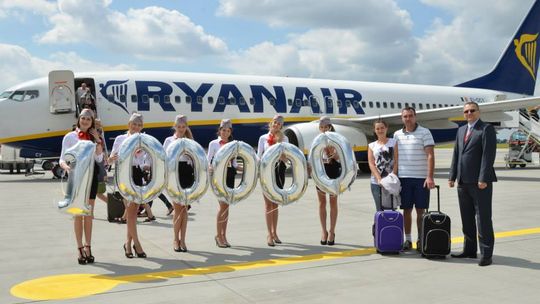 100-tysięczny pasażer na lotnisku Lublin (zdjęcia)