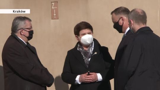 11. rocznica katastrofy smoleńskiej. Uroczystości w Warszawie i na Wawelu