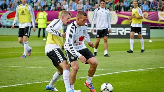 11 tys. kibiców na treningu Niemców. \"Dziękujemy Polsko\"