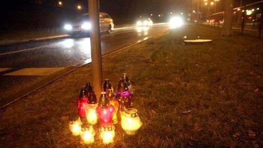 13-latka zginęła na pasach. Kierowca miał prawo jazdy od ubiegłego roku