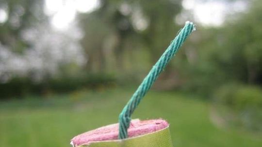 14-latek zginął w wybuchu samodzielnie skonstruowanej petardy