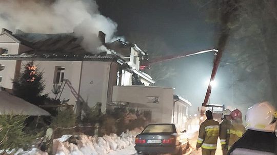 14 osób bez dachu nad głową. Pomocy potrzebuje też ich przedwojenny dom