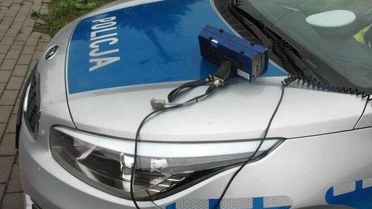 145 km/h w obszarze zabudowanym. 19-latek za kierownicą BMW