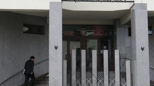 15-latek kradł pieniądze. Sam też był okradany