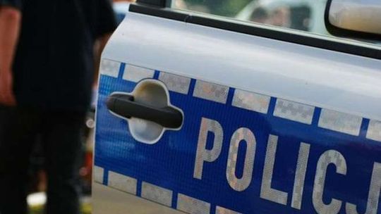 15-latek pobity w domu? Domownicy ruszyli też z kijem na policjantów