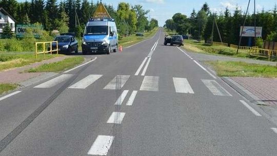 15-latek potrącony przez samochód na przejściu dla pieszych