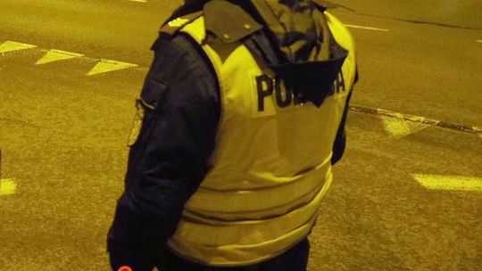 17-latek liczył na podwiezienie do koleżanki. Ale zatrzymał się tylko jeden samochód