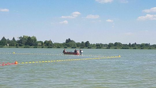 17-latek odebrał świadectwo szkolne, potem utonął w zalewie. Są wstępne wyniki sekcji zwłok