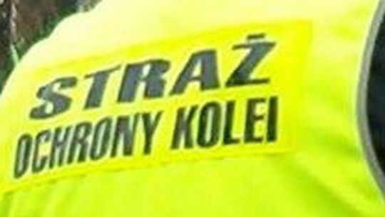 17-latek siedział na torach
