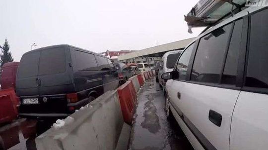 17 mieszkańców ma 12,5 tysiąca samochodów. Polsko-ukraińska współpraca przy granicy