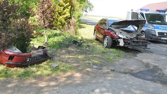 18-latek nie zatrzymał się przed znakiem "stop". Spowodował wypadek, w którym ranne zostały cztery osoby