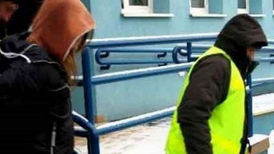 18-latka: Zabiłam ojca w obronie własnej