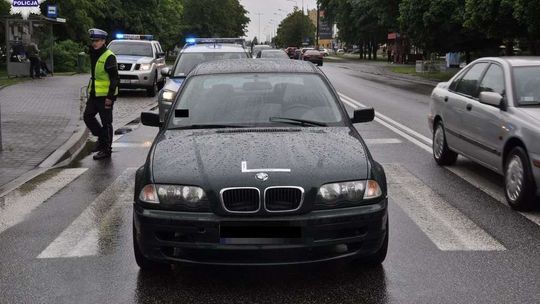 19-latka z BMW potrąciła kobietę na pasach. Prawo jazdy miała od kilku miesięcy 