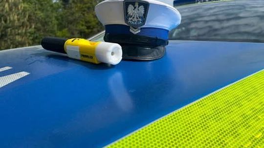 2,5 promila i uziemiony na poboczu. Obywatelska akcja na krajowej 17 2,5 promila i uziemiony na poboczu. Obywatelska akcja na krajowej 17