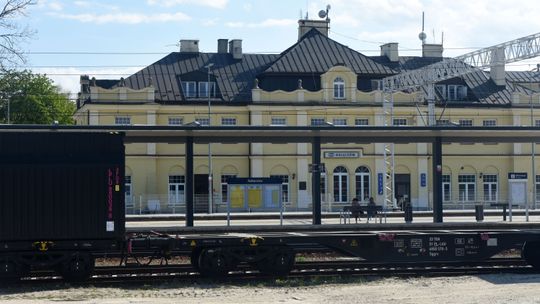 200 ciężarówek mniej. Producent wody przerzuca się na transport kolejowy