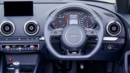 201 km/h na liczniku audi na drodze w Kraśniku. Takiego tłumaczenia jeszcze nie było