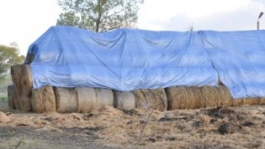 22-latek podpalił stertę słomy. Straty: 70 tys. złotych