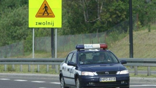 22 wypadki, 23 rannych, 3 ofiary. Długi weekend na drogach