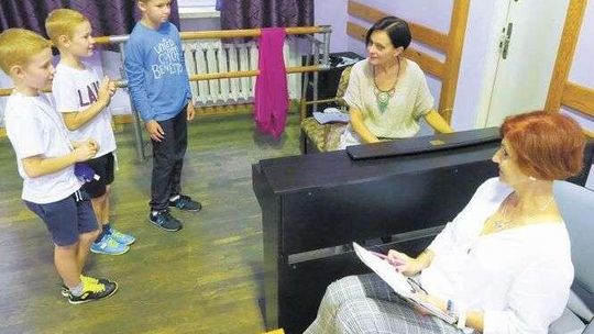 223 podróże, Paragwaj, jubileusz i rodzina. Jak się tańczy u "Kaniorowców"?