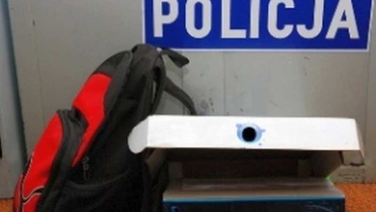 23-latek ukradł koledze plecak i telefon