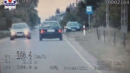 24-latek jechał audi 160 km/h. W terenie zabudowanym