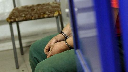 28-latek okradał mieszkania przy domownikach