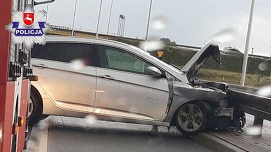 29-latek wbił się w bariery energochłonne na obwodnicy Lublina 