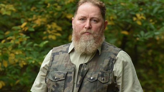 3-latek odjechał z domu na rowerku i zaginął. Leśniczy odnalazł go na bagnach