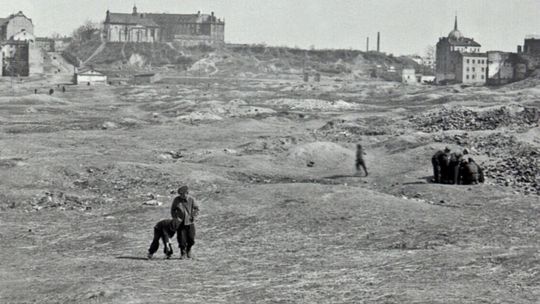 30 bolesnych zdjęć Lublina. Wystawa o akcji Reinhardt 