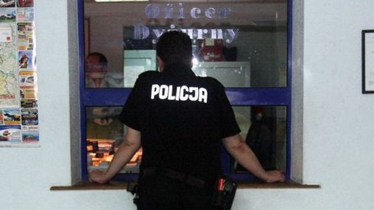 300 zł podwyżki dla policjantów i żołnierzy zawodowych