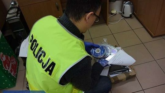 32-latek rozpowszechniał pornografię dziecięcą? Policjanci weszli do mieszkania