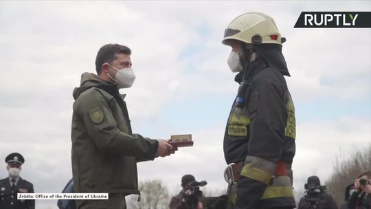 34. rocznica katastrofy w Czarnobylu. Prezydent Ukrainy oddał hołd likwidatorom i odznaczył strażaków walczących z pożarami wokół byłej elektrowni