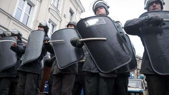 34. rocznica wprowadzenia stanu wojennego. ZOMO na ulicach (zdjęcia, wideo)