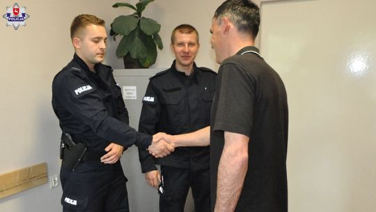 44-latek podziękował policjantom za uratowanie mu życia