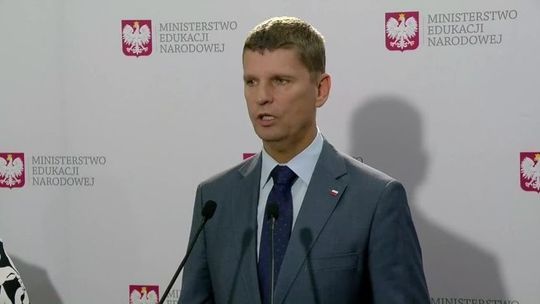 44 szkoły czy przedszkola nauczają zdalnie. Lekcje mogą zostać skrócone do 30 minut