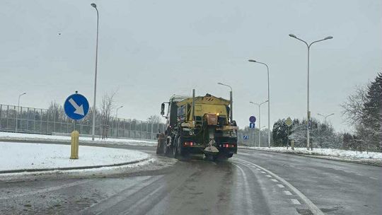 458 ton soli i 700 tysięcy złotych. Miasto nie oszczędza na zimie