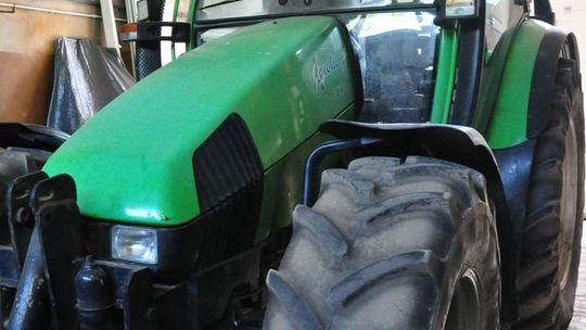 46-latek nie wywiązał się z umowy. Odebrali mu traktor