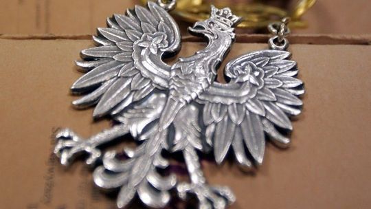 46-latek oskarżony o bicie i gwałcenie żony chce odszkodowania