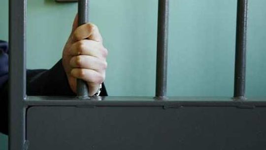 48-latek zmarł w policyjnym areszcie w Białej Podlaskiej, wcześniej badał go lekarz