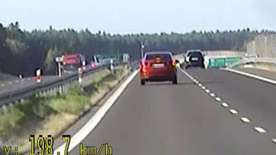 5 tysięcy złotych i 15 punktów karnych – drogowy recydywista w rękach policji