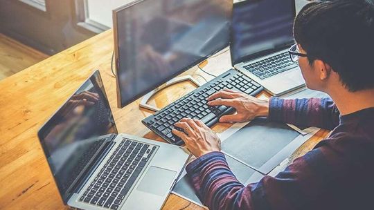 5 umiejętności, które zapewnią Ci atrakcyjne warunki pracy w branży IT