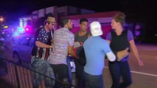 50 zabitych, 53 rannych. Atak na klub dla gejów w Orlando (wideo)