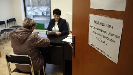 500 plus - złóż wniosek w sierpniu