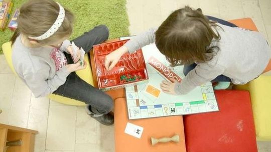 500 złotych na dziecko na wiosnę. Kto skorzysta z programu PiS?