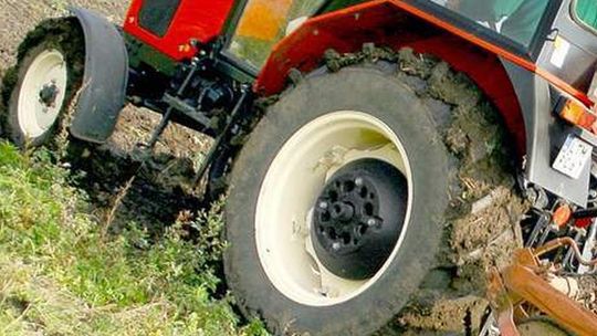 55-letni rolnik zginął przygnieciony przez traktor